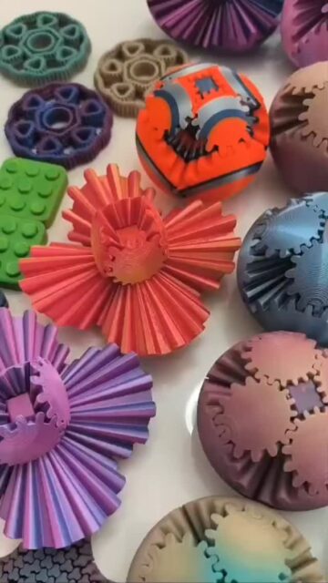⚙️✨ O Spinner de Engrenagem Sensorial é aquele tipo de produto que você pega na mão… e simplesmente não consegue mais parar de mexer! 😍

Com movimento suave, engrenagens hipnotizantes e uma sensação super satisfatória, ele ajuda a aliviar o estresse, melhorar o foco e trazer momentos de relaxamento no meio da correria do dia a dia. 💚🧠

🌀 Movimento envolvente
🖐️ Sensação tátil relaxante
🧩 Ideal para ansiedade e hiperfoco
✨ Design moderno e criativo
🎁 Perfeito para presentear

Depois que você experimenta, entende por que tanta gente se apaixona pelos produtos sensoriais 😌✨
Garanta o seu e descubra uma nova forma de relaxar enquanto mantém as mãos e a mente ocupadas!

#Sensorial #FidgetToy #Antiestresse #Relaxamento #neurodivergentes